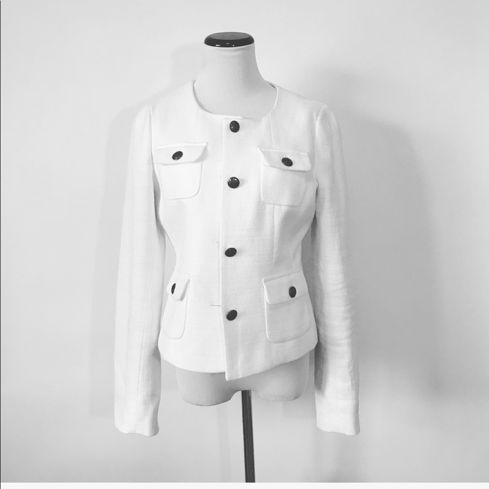 BANANA REPUBLIC WHITE BLAZER, SIZE 6